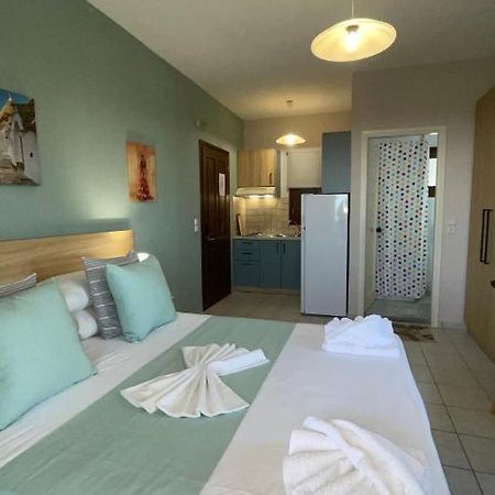 קסרוקמפוס Asteras Apartments מראה חיצוני תמונה